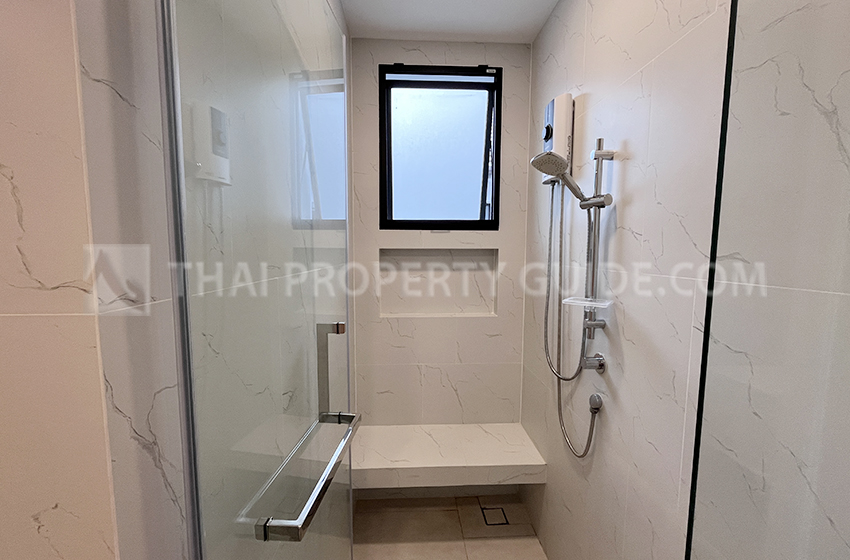 House with Private Pool in Krung Thep Kritha 